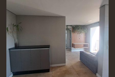 Sala de apartamento para alugar com 2 quartos, 50m² em São Pedro, Osasco