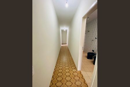 Corredor de casa à venda com 3 quartos, 245m² em Jardim Pacaembu, Jundiaí