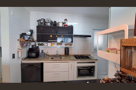 Apartamento à venda com 96m², 3 quartos e 2 vagasCozinha