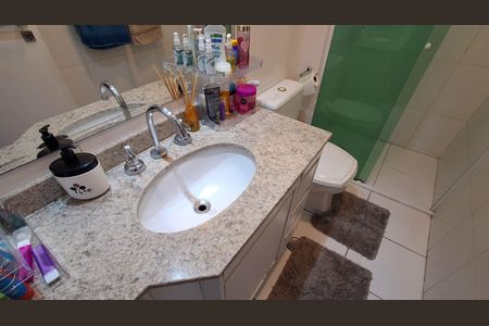 Apartamento à venda com 96m², 3 quartos e 2 vagasBanheiro Social