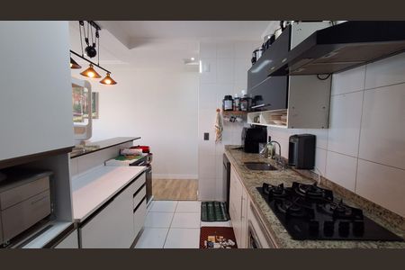Apartamento à venda com 96m², 3 quartos e 2 vagasCozinha