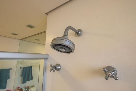 Apartamento à venda com 112m², 2 quartos e 3 vagas Apartamento à venda com 112m², 2 quartos e 3 vagasSuíte 1 - Banheiro