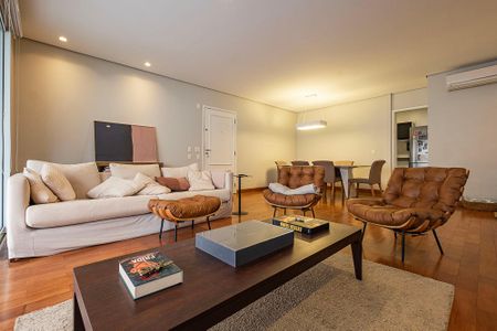 Apartamento à venda com 112m², 2 quartos e 3 vagas Apartamento à venda com 112m², 2 quartos e 3 vagasSala