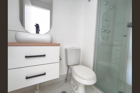 Studio à venda com 40m², 1 quarto e sem vaga Studio à venda com 40m², 1 quarto e sem vagaBanheiro