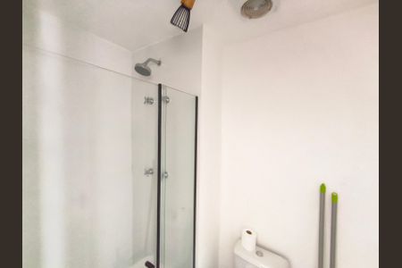 Studio à venda com 26m², 1 quarto e sem vaga Studio à venda com 26m², 1 quarto e sem vagaBanheiro