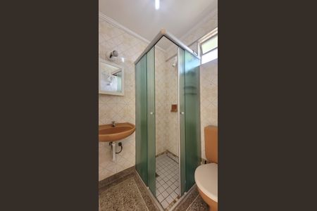Banheiro Social de apartamento para alugar com 1 quarto, 44m² em Taquaral, Campinas