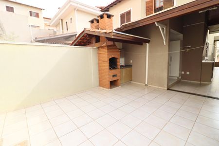 Casa à venda com 168m², 3 quartos e 4 vagasChurrasqueira