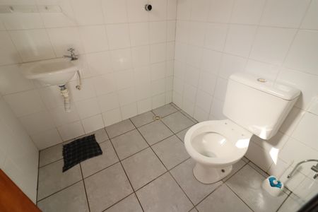 Casa à venda com 168m², 3 quartos e 4 vagasBanheiro de Serviço