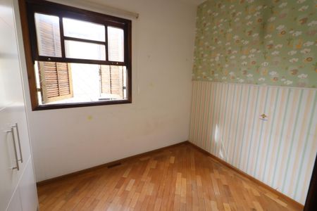 Casa à venda com 168m², 3 quartos e 4 vagasQuarto 2