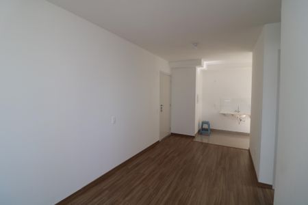 Sala de apartamento para alugar com 2 quartos, 45m² em Cidade São Mateus, São Paulo