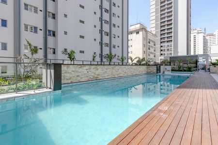 Apartamento à venda com 205m², 3 quartos e 3 vagas Apartamento à venda com 205m², 3 quartos e 3 vagasPiscina