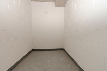 Apartamento à venda com 205m², 3 quartos e 3 vagas Apartamento à venda com 205m², 3 quartos e 3 vagasDepósito