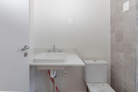 Apartamento à venda com 205m², 3 quartos e 3 vagas Apartamento à venda com 205m², 3 quartos e 3 vagasBanheiro da Suíte 2