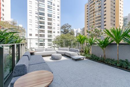 Apartamento à venda com 205m², 3 quartos e 3 vagas Apartamento à venda com 205m², 3 quartos e 3 vagasÁrea Comum