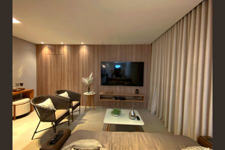 Apartamento à venda com 135m², 4 quartos e 1 vaga Apartamento à venda com 135m², 4 quartos e 1 vagaSala de Estar