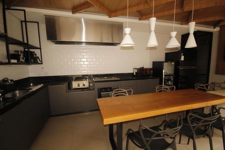 Apartamento à venda com 70m², 2 quartos e 1 vagaÁrea comum - Churrasqueira