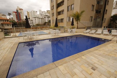 Apartamento à venda com 70m², 2 quartos e 1 vagaÁrea comum - Piscina