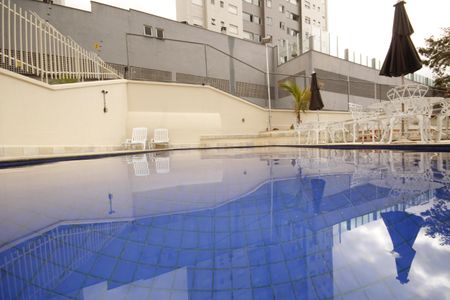 Apartamento à venda com 70m², 2 quartos e 1 vagaÁrea comum - Piscina