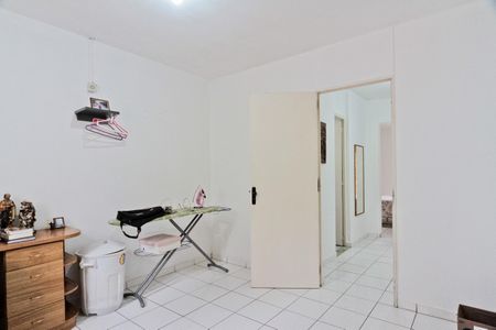 Casa para alugar com 125m², 2 quartos e 2 vagas Casa para alugar com 125m², 2 quartos e 2 vagasQuarto 2