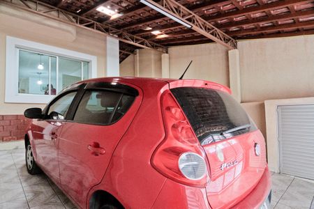 Casa para alugar com 125m², 2 quartos e 2 vagas Casa para alugar com 125m², 2 quartos e 2 vagasGaragem