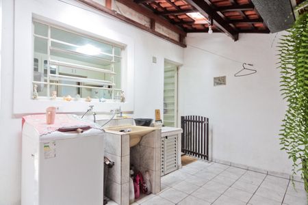 Casa para alugar com 125m², 2 quartos e 2 vagas Casa para alugar com 125m², 2 quartos e 2 vagasÁrea de Serviço