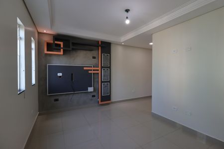 Casa à venda com 104m², 2 quartos e 3 vagasSala