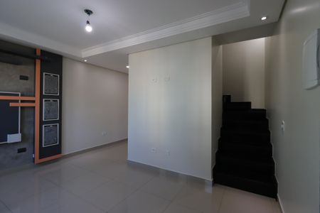 Casa à venda com 104m², 2 quartos e 3 vagasSala