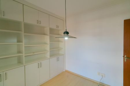 Apartamento à venda com 116m², 3 quartos e 2 vagasQuarto 2