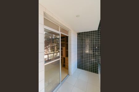 Apartamento à venda com 116m², 3 quartos e 2 vagasVaranda do Quarto 2