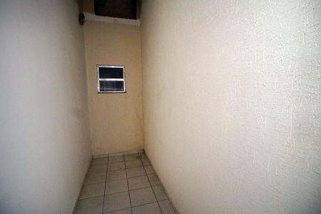 Casa para alugar com 35m², 1 quarto e 1 vagaCloset