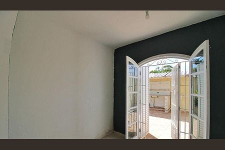 Casa à venda com 3 quartos, 230m² em Vila Progredior, São Paulo