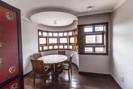 Casa à venda com 4 quartos, 635m² em Alphaville, Santana de Parnaíba