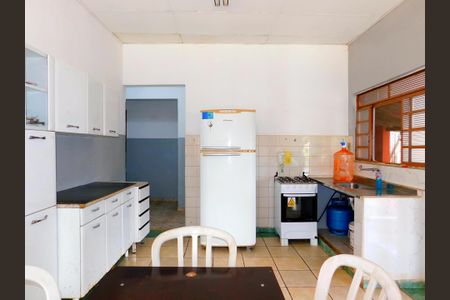 Casa para alugar com 240m², 3 quartos e sem vagaCozinha