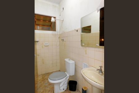 Casa para alugar com 240m², 3 quartos e sem vagaBanheiro Social