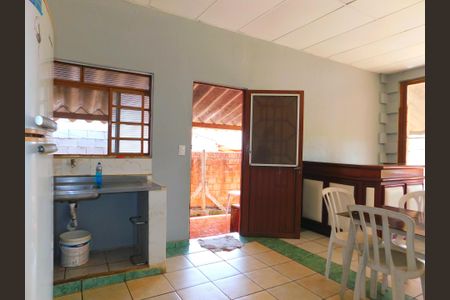 Casa para alugar com 240m², 3 quartos e sem vagaCozinha