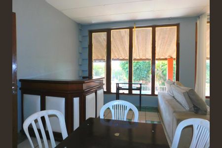 Casa para alugar com 240m², 3 quartos e sem vagaSala