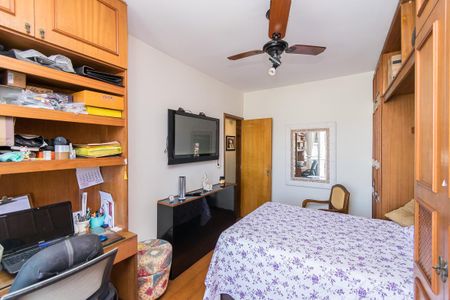 Apartamento à venda com 160m², 3 quartos e 2 vagasQuarto 