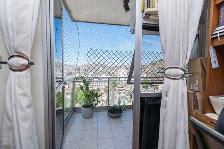 Apartamento à venda com 160m², 3 quartos e 2 vagasVaranda do Quarto 