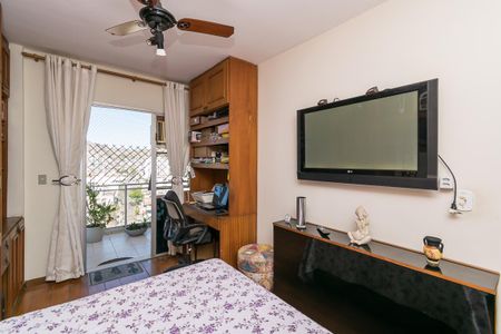 Apartamento à venda com 160m², 3 quartos e 2 vagasQuarto 