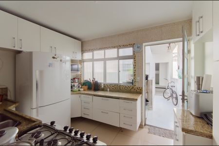 Casa para alugar com 168m², 3 quartos e 5 vagasCozinha