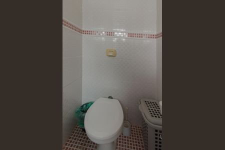 Casa para alugar com 168m², 3 quartos e 5 vagasBanheiro de serviço