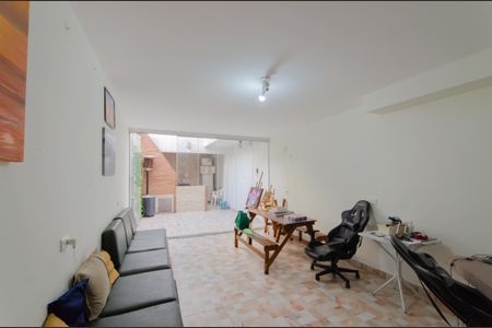Casa para alugar com 168m², 3 quartos e 5 vagasÁrea comum - Salão de festas