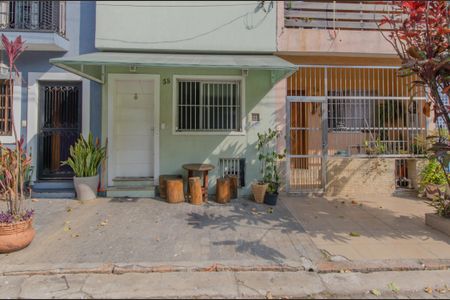 Casa para alugar com 168m², 3 quartos e 5 vagasEntrada