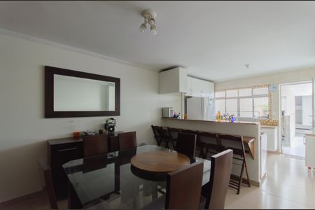 Casa para alugar com 168m², 3 quartos e 5 vagasCozinha