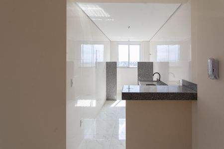 Apartamento à venda com 94m², 2 quartos e 2 vagasCozinha