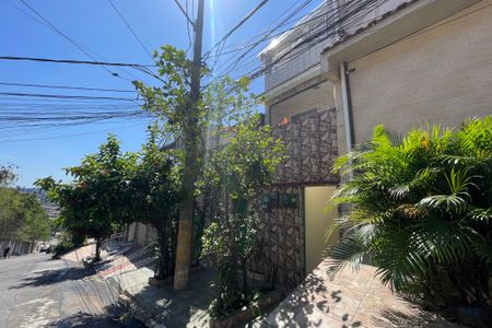 Casa para alugar com 150m², 2 quartos e sem vagaFachada