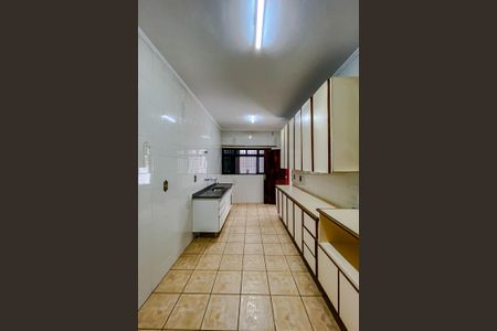 Casa à venda com 180m², 2 quartos e 2 vagasCozinha