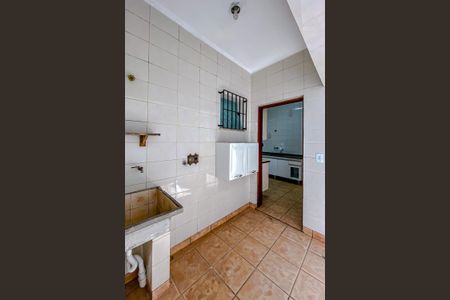 Casa à venda com 180m², 2 quartos e 2 vagasÁrea de Serviço