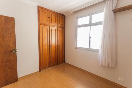 Apartamento à venda com 300m², 4 quartos e 2 vagasQuarto 3