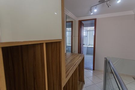 Apartamento à venda com 300m², 4 quartos e 2 vagasEscritório 